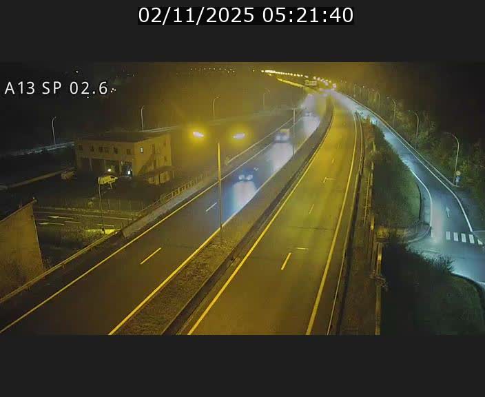 Traffic live webcam Luxembourg Sanem - A13 direction Pétange - BK 2.6