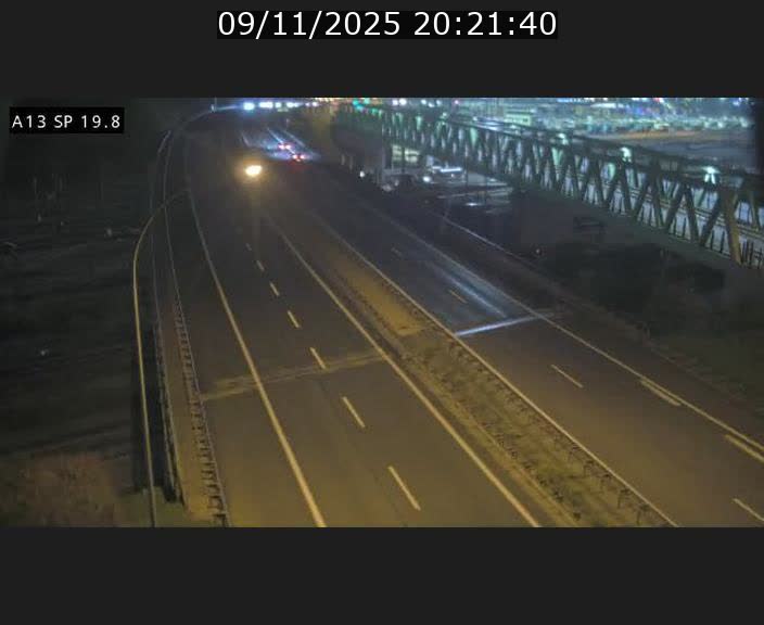 Traffic live webcam Luxembourg Croix de Bettembourg - A13 direction Esch-sur-Alzette - BK 19.8