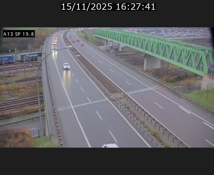 Traffic live webcam Luxembourg Croix de Bettembourg - A13 direction Esch-sur-Alzette - BK 19.8