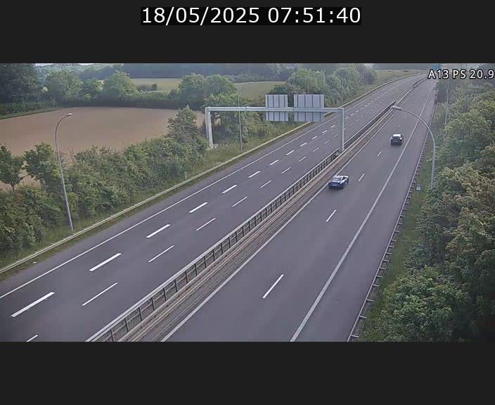 Traffic live webcam Luxembourg Croix de Bettembourg, rond-point d'Hellange - A13 direction Allemagne - BK 20.9