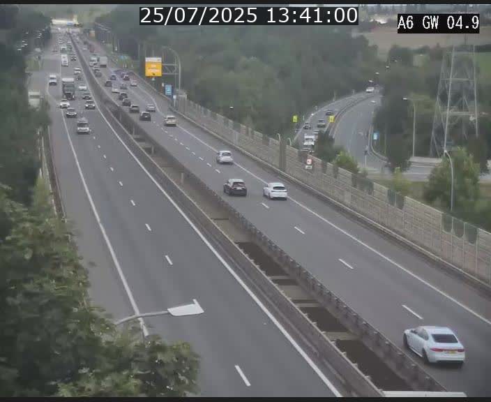 Traffic live webcam Luxembourg Croix de Cessange - A6 - BK 4.9 - direction Belgique