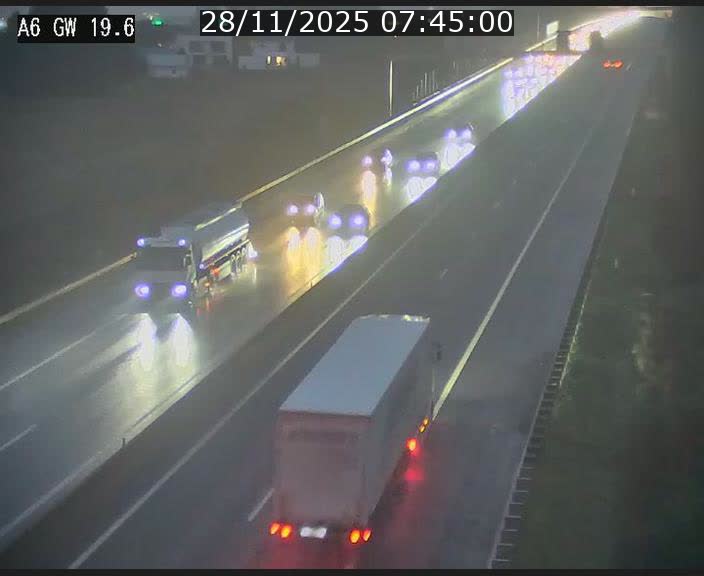 Traffic live webcam Luxembourg - Steinfort - A6 - BK 19.6 - direction Belgique