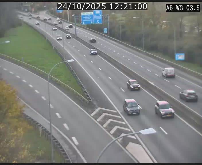 Traffic live webcam Luxembourg - Croix de Cessange - A6 - BK 3.5 - direction France/Allemagne
