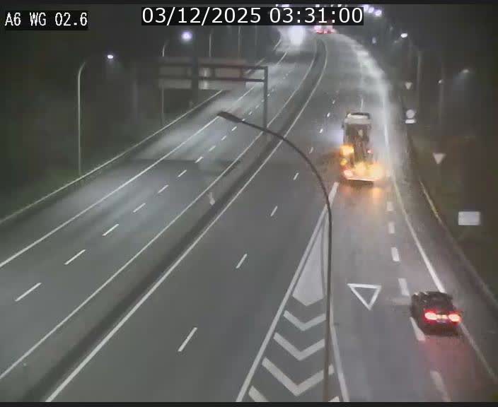 Traffic live webcam Luxembourg Croix de Cessange - A6 - BK 2.6 - direction France/Allemagne