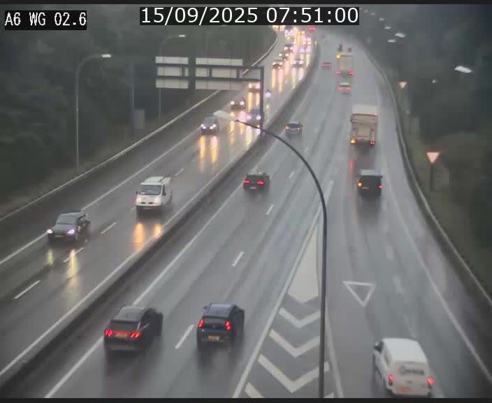 Traffic live webcam Luxembourg Croix de Cessange - A6 - BK 2.6 - direction France/Allemagne