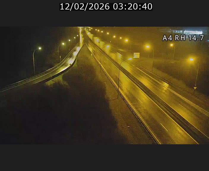 Traffic live webcam Luxembourg Jonction Lankelz - A4 - BK 14.7 - direction Luxembourg