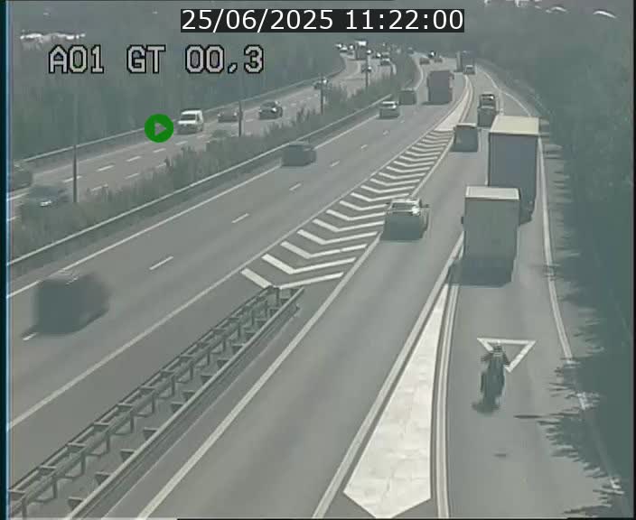 Traffic live webcam Luxembourg Croix de Gasperich - A1 direction Kirchberg - BK 0.3