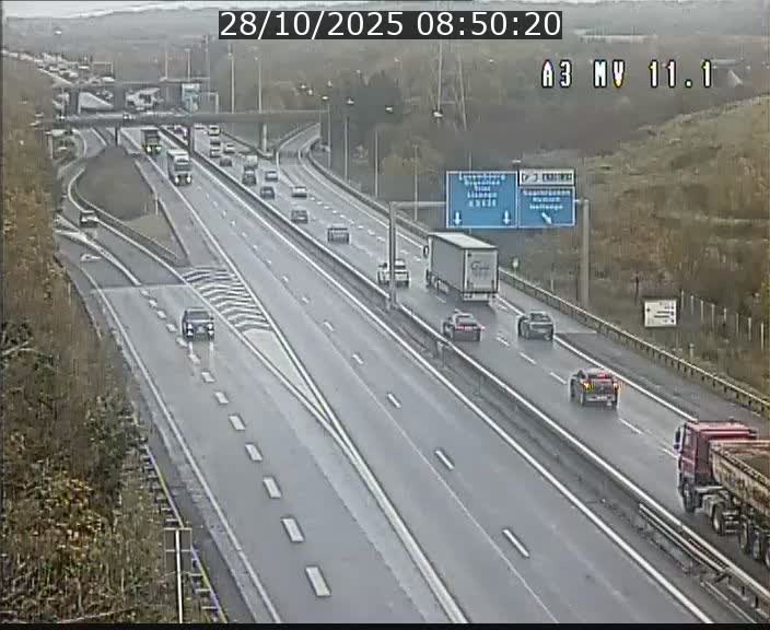Traffic live webcam Luxembourg Croix de Bettembourg A3 - BK 11.1 - direction Luxembourg-ville