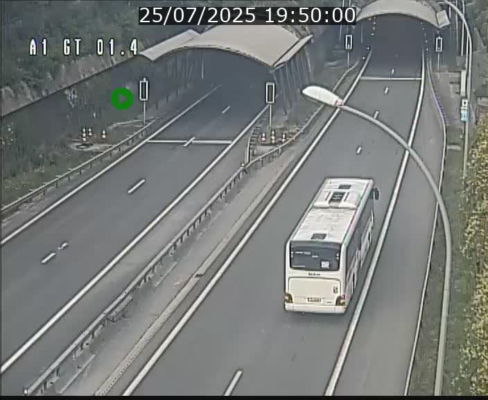 Traffic live webcam Luxembourg Hesperange - A1 direction Kirchberg - BK 1.4