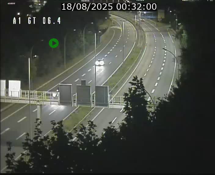 Traffic live webcam Luxembourg Hamm - A1 direction Sandweiler - BK 6.4