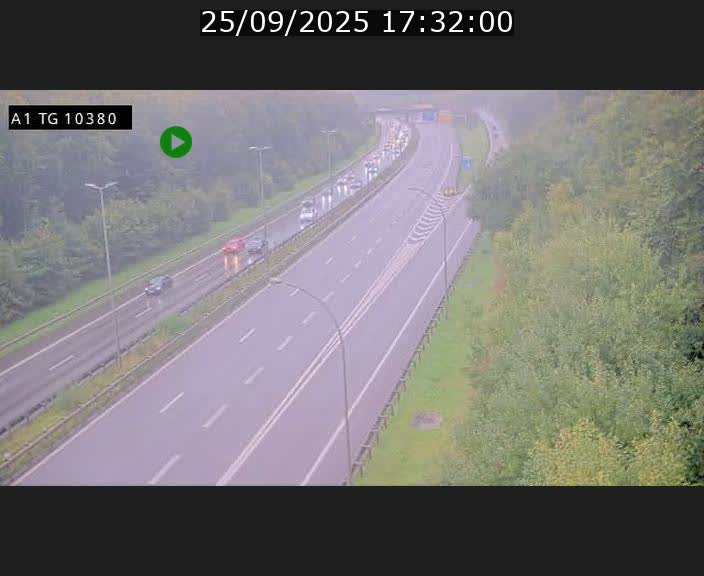 Traffic live webcam Luxembourg Senningerberg - A1 direction Luxembourg Kirchberg - BK 10.3
