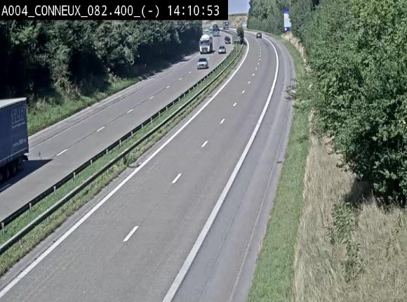 Webcam sur l'E411 avant les sorties 20 menant à Ciney, Dinant et Achêne. Vue orientée vers Namur