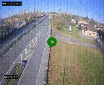 Vue en direct de l'autoroute A10 grâce à un drône situé au-dessus du péage de Virsac