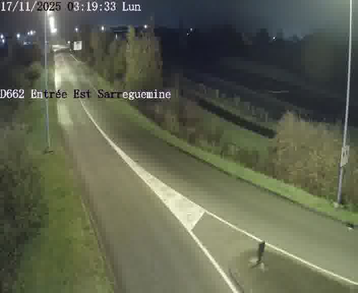 Point de vue trafic déployé sur D662 (France) à Sarreguemines, regardant vers Sarreguemines, aidant conducteurs et services à anticiper les flux.
