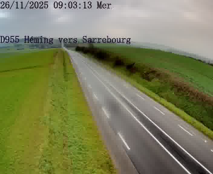 Caméra routière située sur D955 (France) à Heming, orientée vers Sarrebourg, surveillant en continu la circulation locale et régionale.
