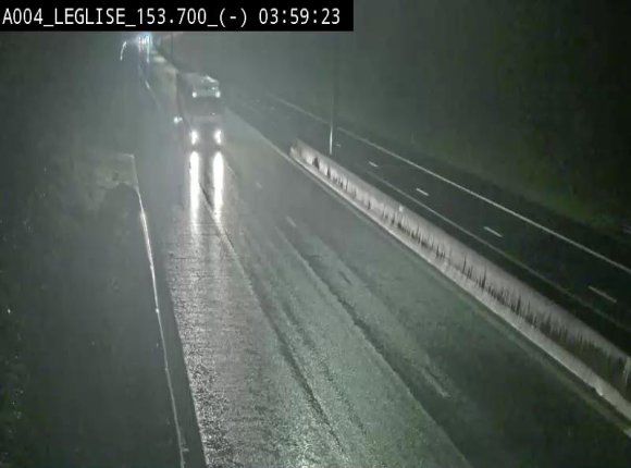 Webcam autoroute A4 (E411-E25) à Léglise, avant la jonction avec la N40. Vue orientée vers Bruxelles