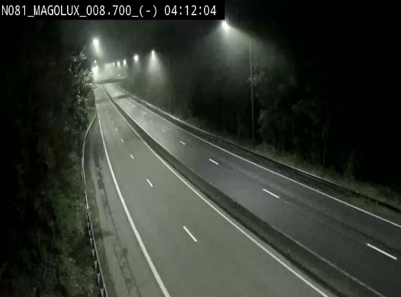 Webcam sur la N81 (E411) à hauteur de la jonction avec la N883. Vue orientée vers Arlon