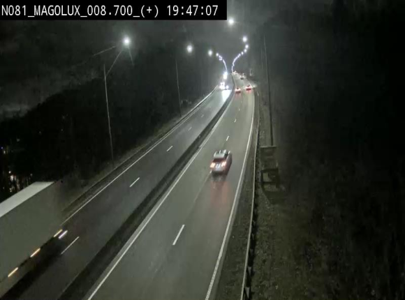 Webcam sur la N81 (E411) à hauteur de la jonction avec la N883. Vue orientée vers Longwy