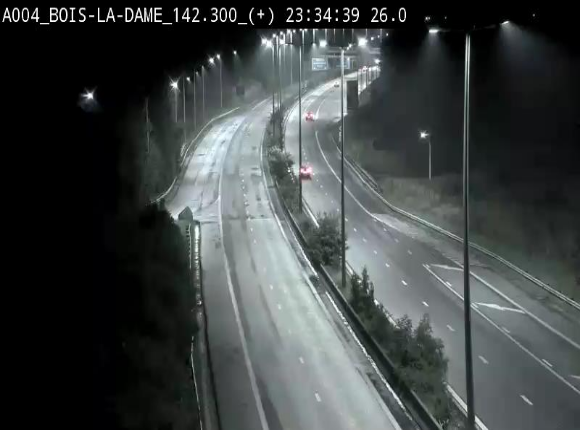 Webcam située entre la sortie 29 Neufchâteau et la jonction avec l'E25 en direction de Liège et Luxembourg