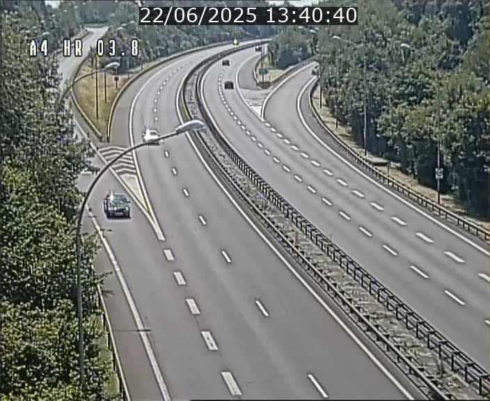 Webcam traffic A4 Luxembourg - BK 3.8 - Leudelange (direction Esch sur Alzette)