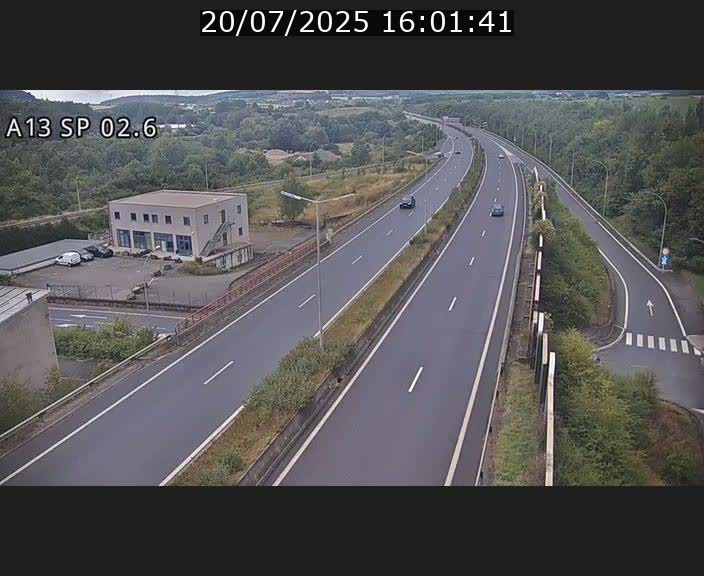Traffic live webcam Luxembourg Sanem - A13 direction Pétange - BK 2.6