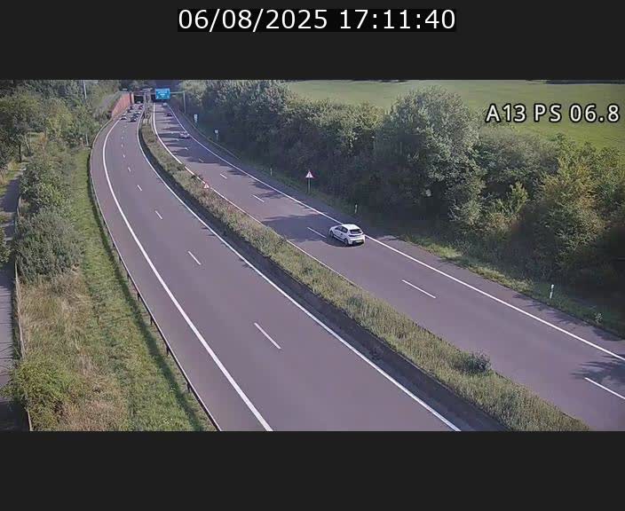 Traffic live webcam Luxembourg Ehlerange - A13 direction Esch-sur-Alzette - BK 6.8