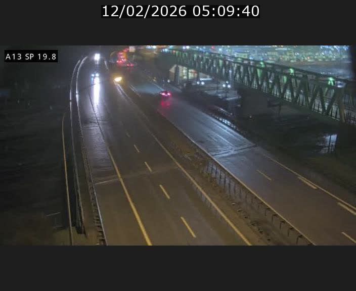 Traffic live webcam Luxembourg Croix de Bettembourg - A13 direction Esch-sur-Alzette - BK 19.8