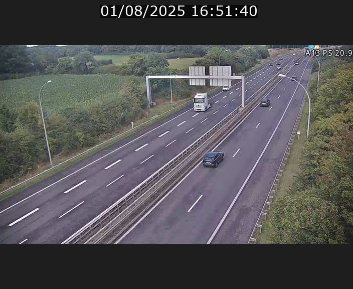 Traffic live webcam Luxembourg Croix de Bettembourg, rond-point d'Hellange - A13 direction Allemagne - BK 20.9