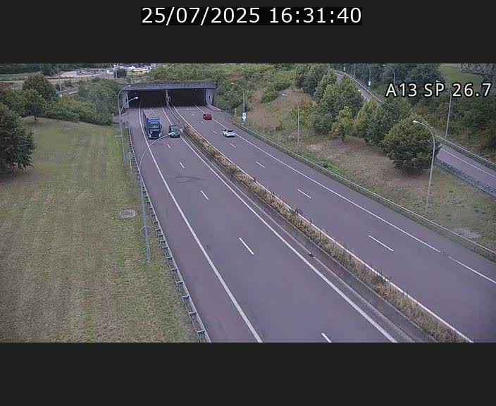 Traffic live webcam Luxembourg Frisange - A13 direction Luxembourg-ville - BK 26.7