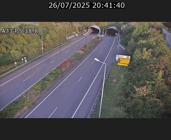 Webcam autoroute A13 à l'entrée ouest du tunnel Markusbierg à Schengen. Vue orientée vers Mondorf-les-Bains
