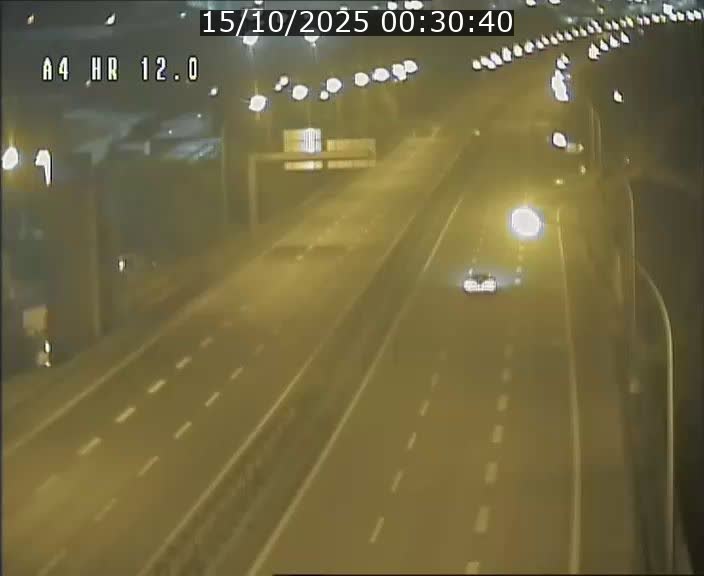Traffic live webcam Luxembourg Jonction Foetz - A4 - BK 12.0 - direction Esch sur Alzette