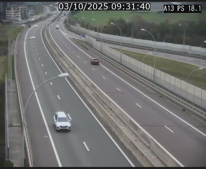 Traffic live webcam Luxembourg Dudelange - A13 direction Croix de Bettembourg - BK 18.1