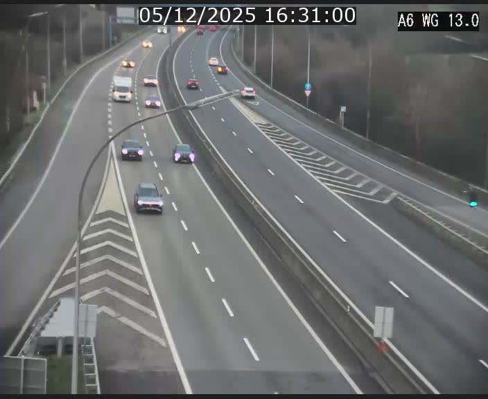 Traffic live webcam Luxembourg Mamer - A6 - BK 13 - direction Luxembourg/France/Allemagne