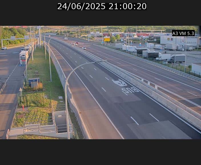 Traffic live webcam Luxembourg Aire de Berchem - A3 - BK 5 - direction France