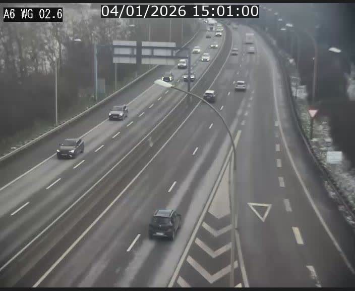 Traffic live webcam Luxembourg Croix de Cessange - A6 - BK 2.6 - direction France/Allemagne