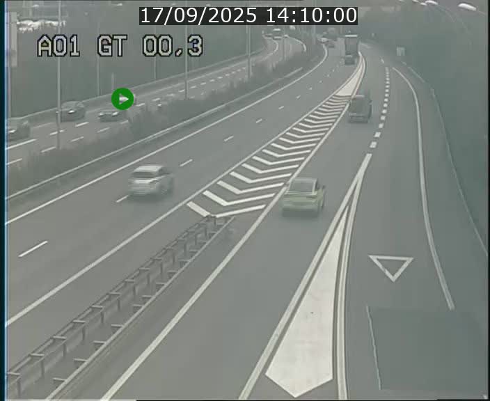 Traffic live webcam Luxembourg Croix de Gasperich - A1 direction Kirchberg - BK 0.3