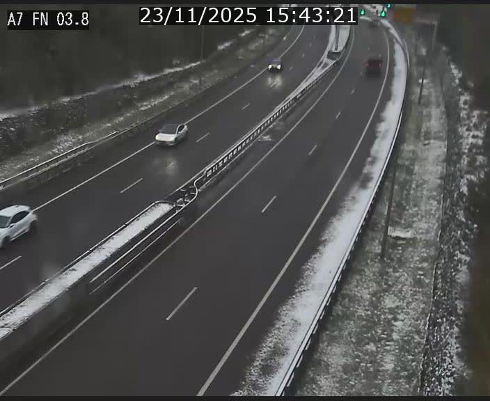 Caméra autoroute Luxembourg A7 - Passage à gibier Rëngelbour - direction Tunnel Stafelter