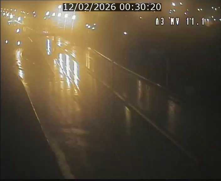 Traffic live webcam Luxembourg Croix de Bettembourg A3 - BK 11.1 - direction Luxembourg-ville