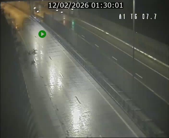 Traffic live webcam Luxembourg Kirchberg - A1 direction Luxembourg-ville - BK 7.7