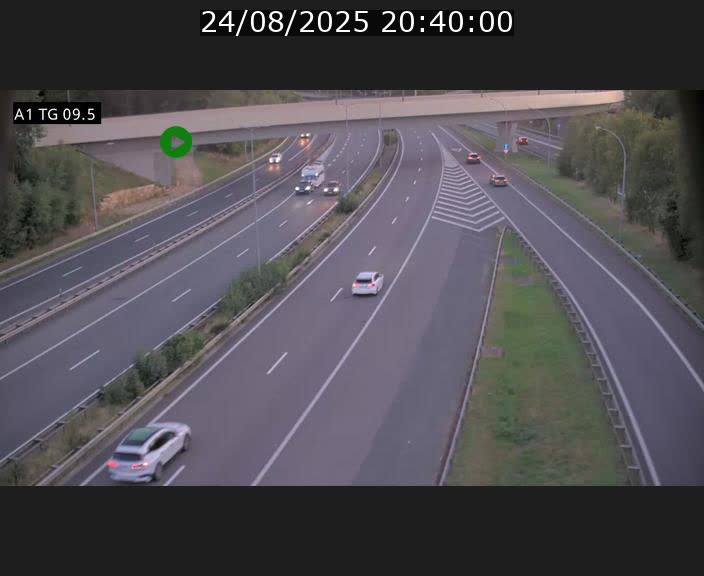 Traffic live webcam Luxembourg Jonction Grünewald - A1 direction Luxembourg-ville - BK 9.5