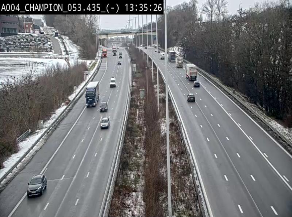 Webcam E411 à Champion, à proximité de Namur. Vue orientée vers Bruxelles