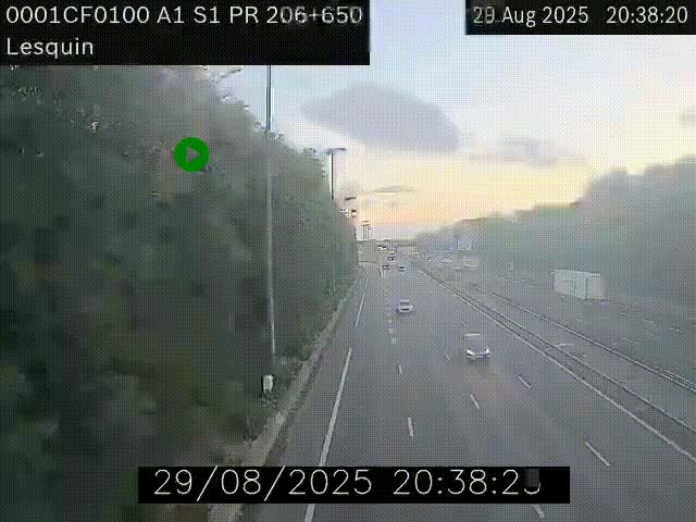 Webcam autoroute A1 à hauteur de Lesquin. Vue orientée vers Lille
