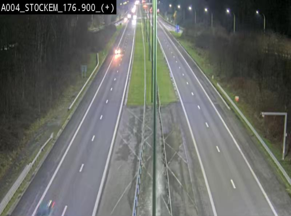 Webcam au-dessus de l'E411 sur la N83 à hauteur de la sortie Stockem. Vue orientée vers Arlon