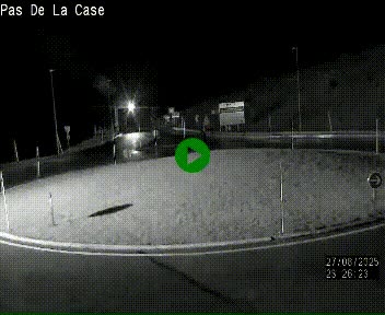 Webcam sur la N22 au niveau du poste frontière entre la France et Andorre à proximité de Pas de la Case à plus de 2000 mètres d'altitude