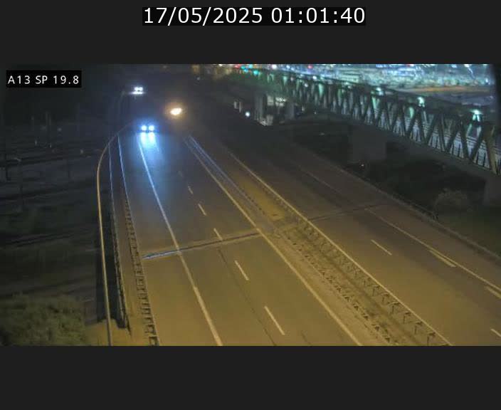 Traffic live webcam Luxembourg Croix de Bettembourg - A13 direction Esch-sur-Alzette - BK 19.8