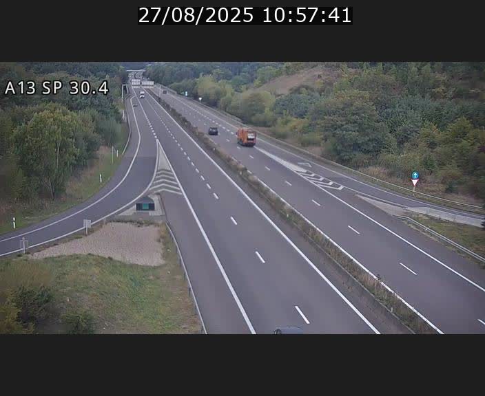 Traffic live webcam Luxembourg Altwies - A13 direction Luxembourg-ville - BK 30.4