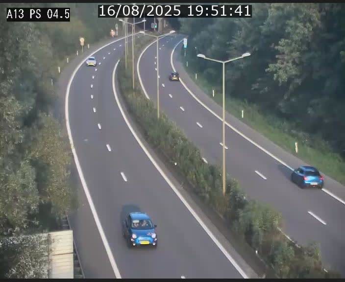 Traffic live webcam Luxembourg Differdange - A13 direction Esch-sur-Alzette - BK 4.5