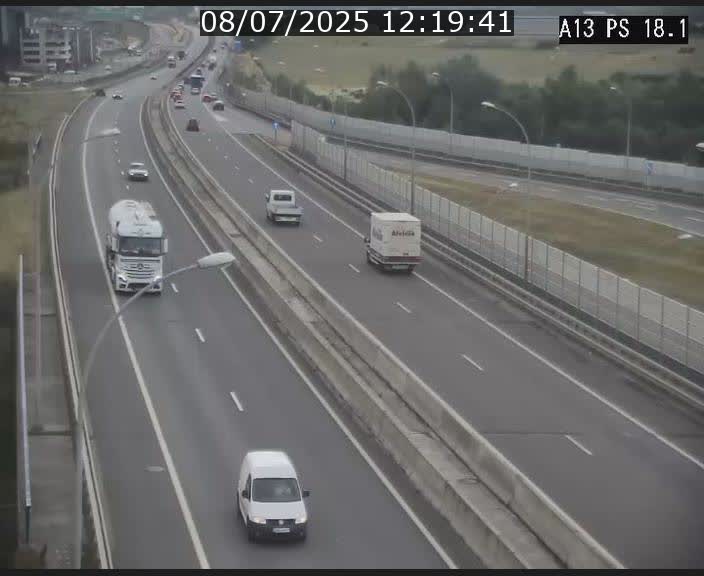 Traffic live webcam Luxembourg Dudelange - A13 direction Croix de Bettembourg - BK 18.1