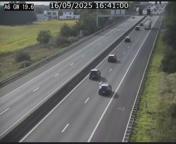 Traffic live webcam Luxembourg - Steinfort - A6 - BK 19.6 - direction Belgique