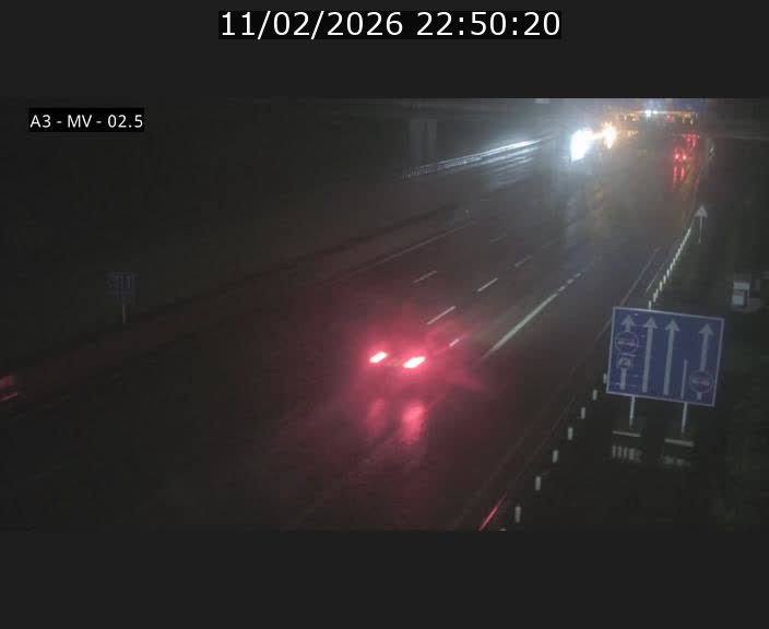Webcam autoroute A3 au Luxembourg à proximité de la Croix de Gasperich. Vue orientée vers Luxembourg